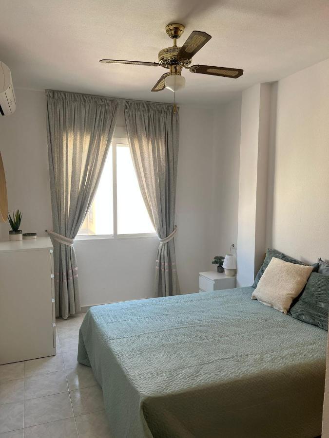 Appartamento Apatrament Torrevieja Esterno foto